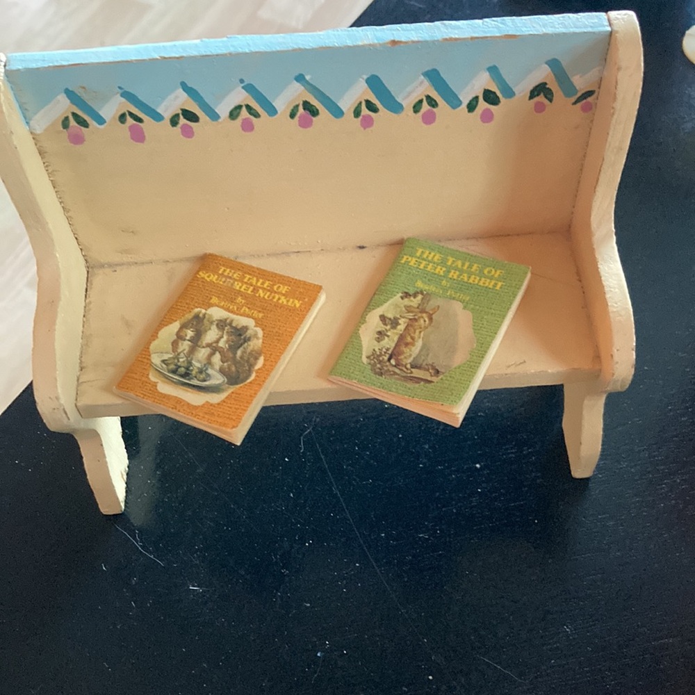 Vintage handmade doll house furniture with dishes & mini books ❤️❤️ - Picture 2 of 12